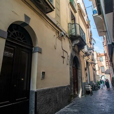 Apartman Canelli House
